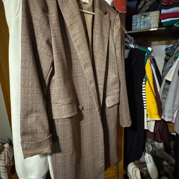FRENCH MAUVE Size Small Classic Plaid Long Women's Blazer Coat - Brown - Picture 8 of 8